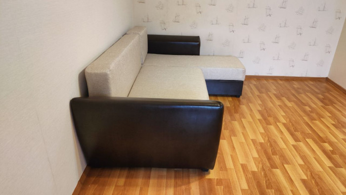 Диван-кровать угловой Амстердам, 150х200, еврокнижка, независимый пружинный блок, рогожка/экокожа, бежево-коричневый