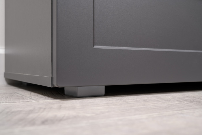 Остин 11.53 Кровать + ортопед + 16.240 Комод + 16.152 Тумба прикроватная, серый графит/дуб крафт золотой